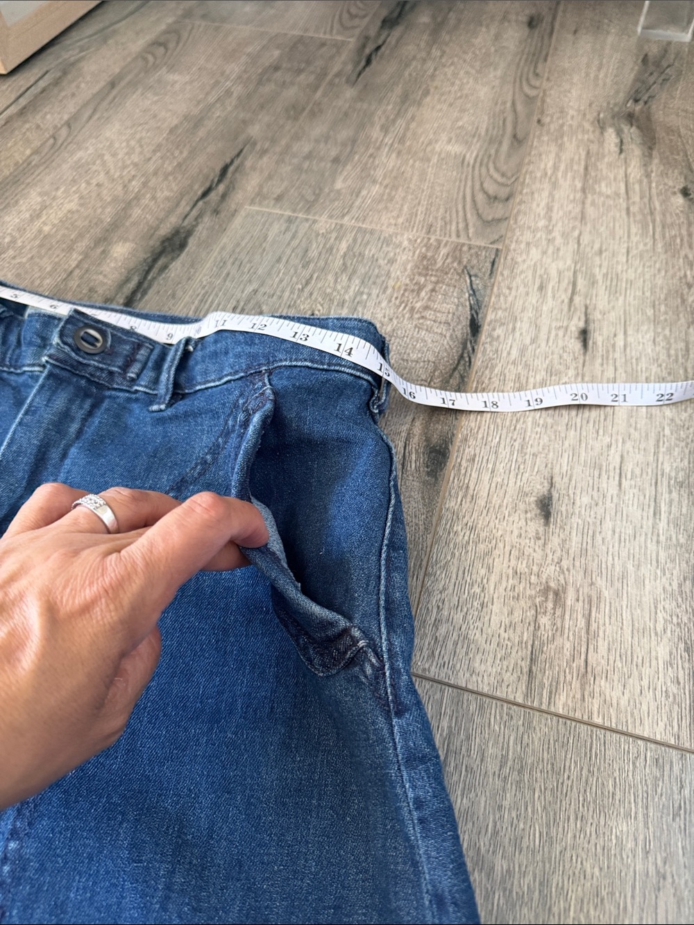 Pilcro Wide-Leg Flare Jeans in Dark Blue Denim - Picture 4 of 15
